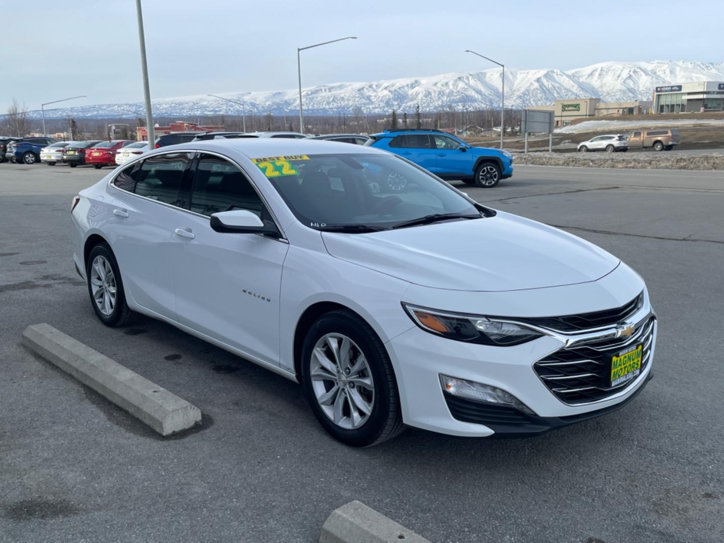 2022 White Chevrolet Malibu Lt (1G1ZD5STXNF) with an 1.5 Turbo inline 4 engine, auto transmission, located at 1960 Industrial Drive, Wasilla, 99654, (907) 274-2277, 61.573475, -149.400146 - Photo#5